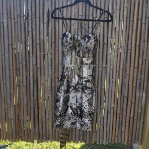 New condition Guess strapless dress sz 4